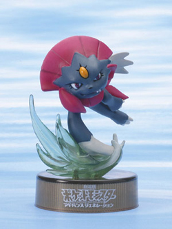 711限定 ポケモンフィギュアコレクション ミュウと波導の勇者 マニューラ