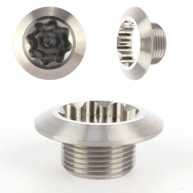 64チタン製 クランクアーム 固定ボルト 取り付けボルト M15×8mm