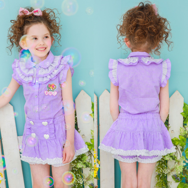 アースマジック EARTHMAGIC シャンブレー ノースリーブフリルブラウス フェイスマフィー総柄 肩フリル 2021春夏