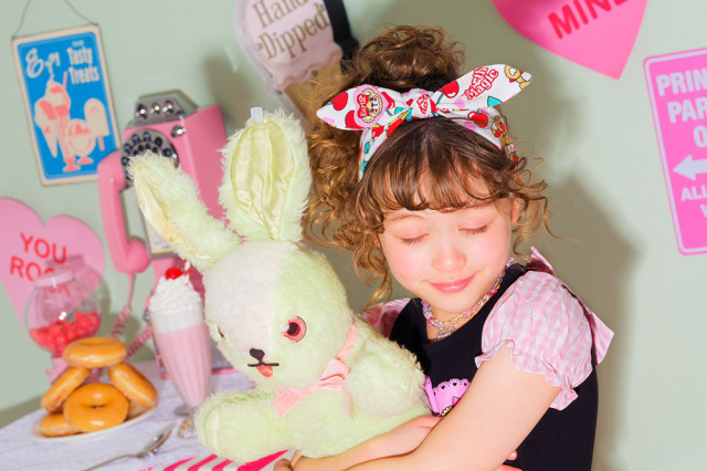 アースマジック EARTHMAGIC チェリーマフィー総柄バンダナカチューム シロ ペールピンク ワイヤーリボン ヘアバンド 2022春夏