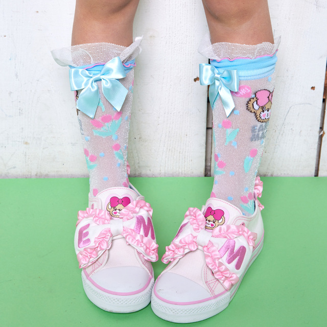 アースマジック EARTHMAGIC チューリップマフィーキラキラシアークルーソックス ペールピンク サックス 靴下 日本製 2023春夏