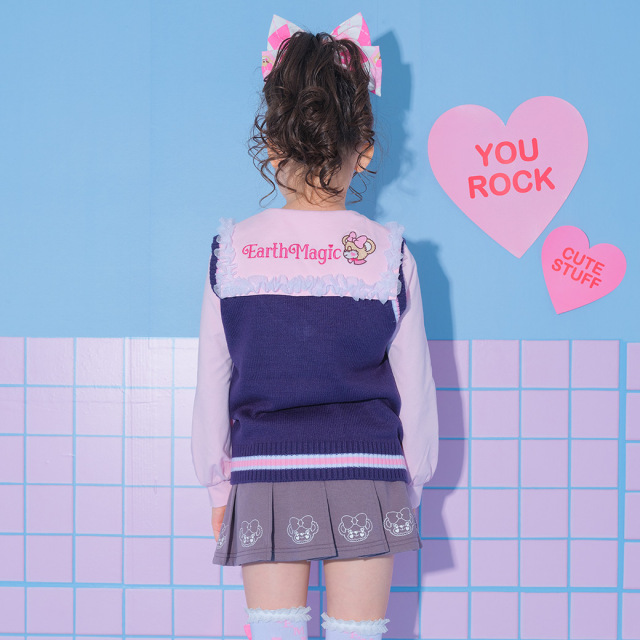 Vネックレタードニットベスト