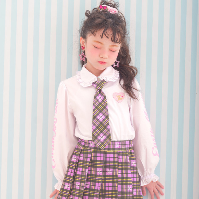 布帛フリル長袖ブラウス