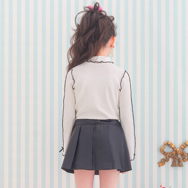 合皮プリーツスカート