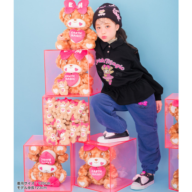 マフィープリント襟付きペプラムトレーナー