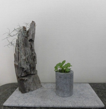 庵治石　花器　J