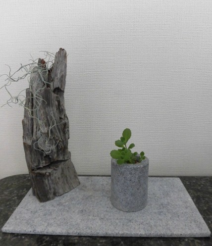 庵治石　花器　L