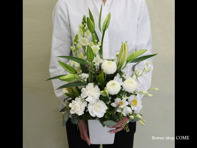 造花 仏花 白バラアレンジ 仏花 お供え花 造花 白薔薇 アレンジ 仏花