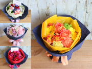 【生花】「くるり」スタンディングブーケ（M）【花瓶いらず自立する花束 ラッピングしたまま飾れる】誕生日・結婚記念日・母の日・卒園入園祝い・卒業入学祝い・退任退職祝い・出産祝い・発表会・長寿祝いにおすすめ【送料一律880円（※一部地域を除く）】