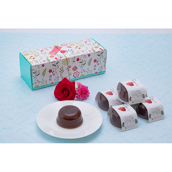 薔薇の水羊羹5個セット（ギフトボックス入り）〈ロズビィトモコ〉