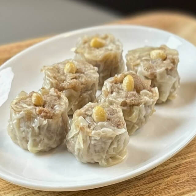 「コクとかおり」「山吹麹甘味噌」入り　冷凍焼売（6個入）