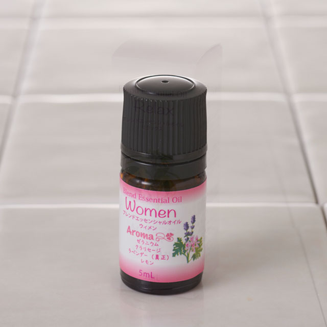 ブレンドエッセンシャルオイル_ウィメン