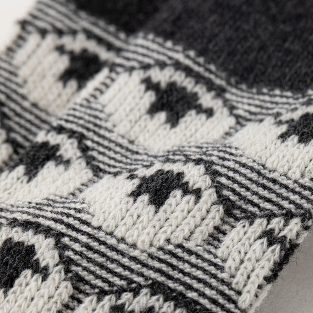 アワユキウール シープドットソックス