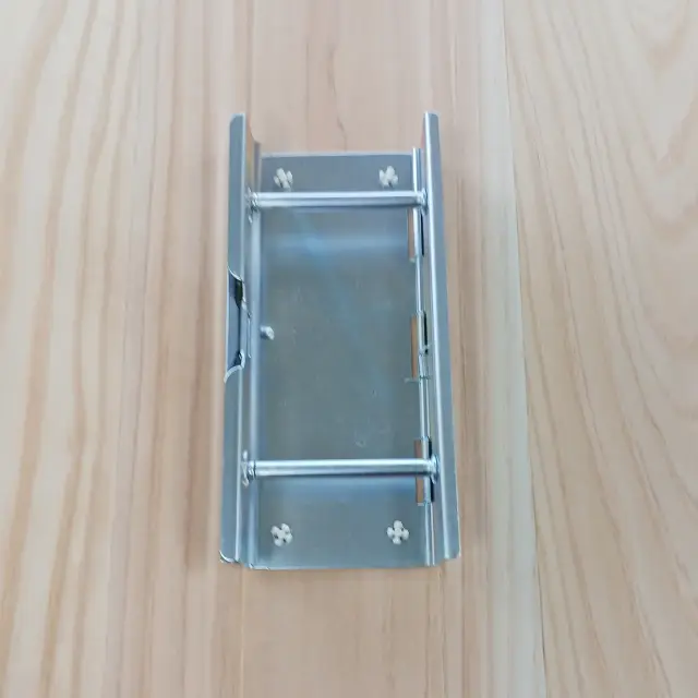 スギの間伐材パイプファイル 背幅5cm