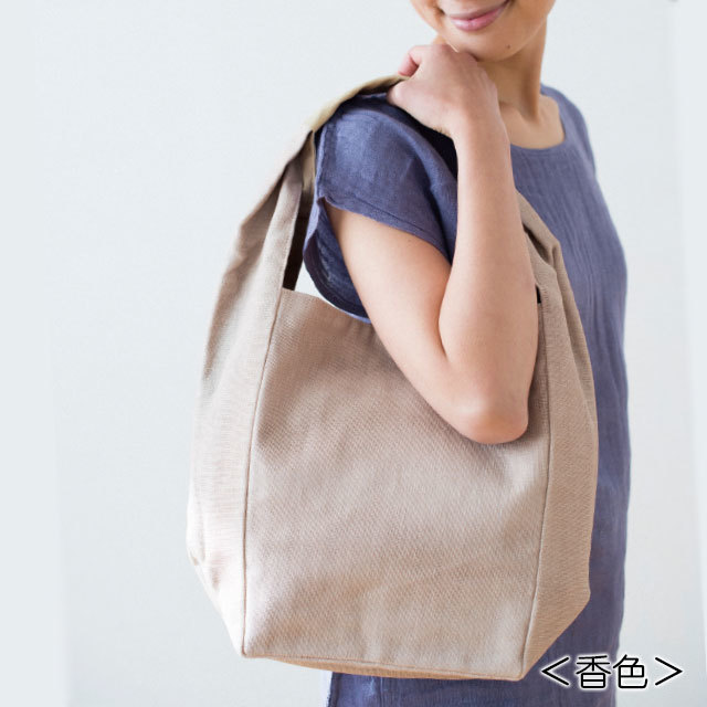 かやショルダーバッグ香色イメージ