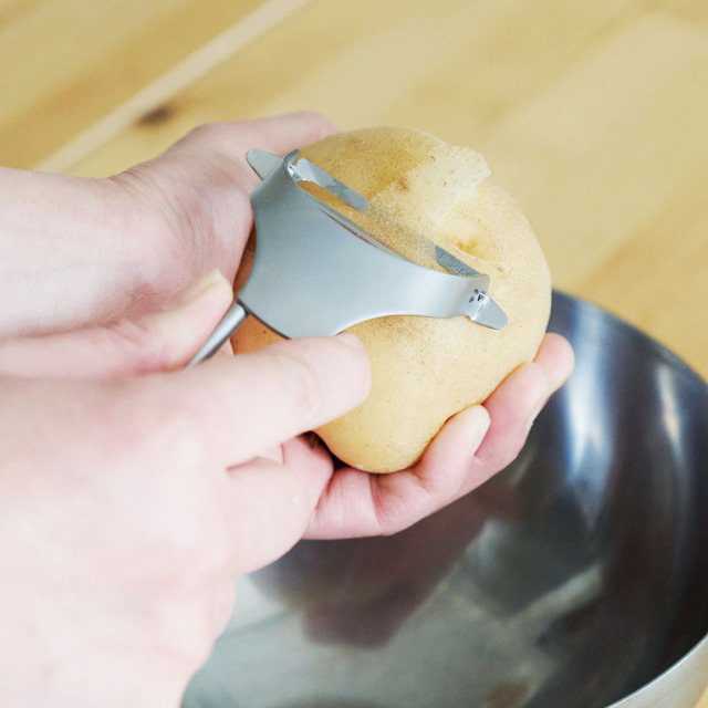 ピーラー　ブラスト