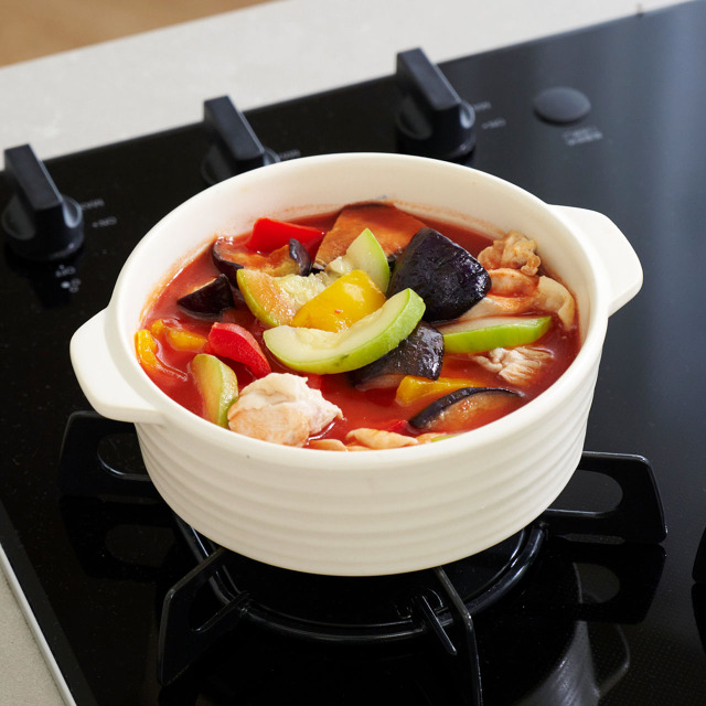 ウチ・ソトクッカー