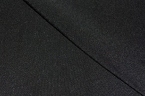 無地のレーヨンちりめん生地 縮緬生地 黒色・ブラック(0669-60)