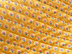 SOULEIADO ソレイアードのキルティング生地　プティット・フルール・デ・シャン　黄色(イエロー)(0673-46)