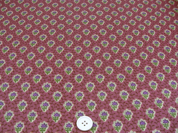 SOULEIADO ソレイアード ラミネート生地　プティット・フルール・デ・シャン　濃いピンク色(0673-75)