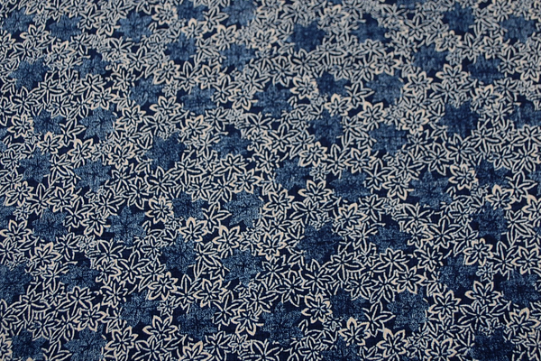 むら糸 和柄生地 和布 藍染風の伝統的な和風生地　もみじ