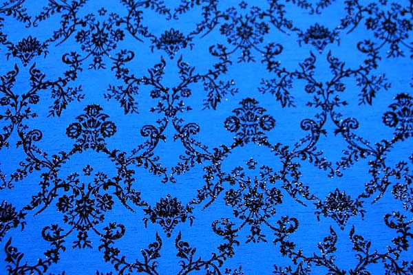 よさこいや舞台衣装に最適な　フロッキー加工のシャンタン　ダマスク調　ロイヤルブルー