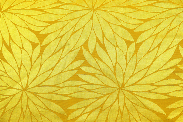 イベントや衣装に最適な光沢感のある素材　ポリエステルジャガード　菊の柄　黄色