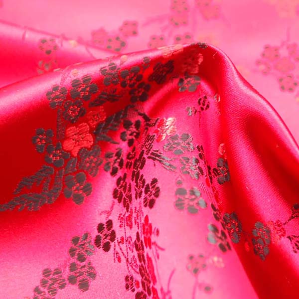 チャイナドレス生地 中国民族衣装生地　梅　赤地に黒