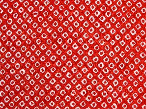 伝統的なちりめん生地 疋田文 鹿の子絞り 一目絞り 鹿の子しぼり かわいい赤色　約７０ｃｍ×約５０ｃｍカット　(0643-70)