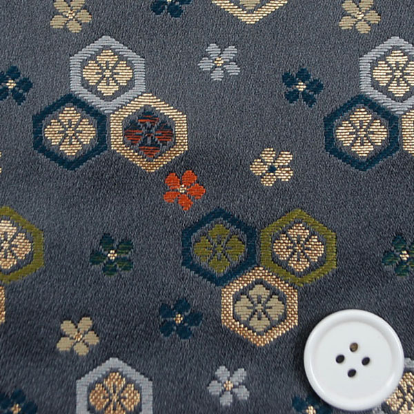 金襴　寿三丁　亀甲花菱と梅鉢　濃灰色　0651-44