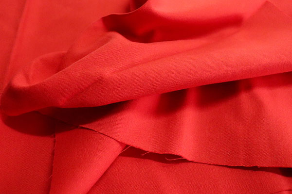 運動会やイベントなどに使える広い巾の布　２２８ｃｍ巾のオックスフォード　赤・レッド