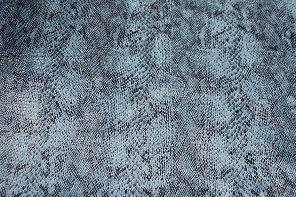 １ＷＡＹのベロアニット　スネーク　ブルー