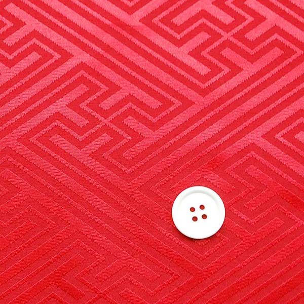 よさこいや舞台衣装に最適な　光沢感のある素材　ポリエステルジャガード　紗綾形　赤