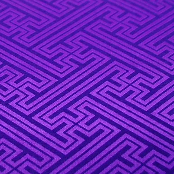 よさこいや舞台衣装に最適な　光沢感のある素材　ポリエステルジャガード　紗綾形　江戸紫