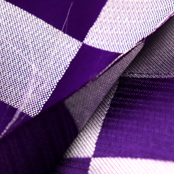 よさこいや舞台衣装に最適な　光沢感のある素材　サテンジャガード　市松格子　紫×銀