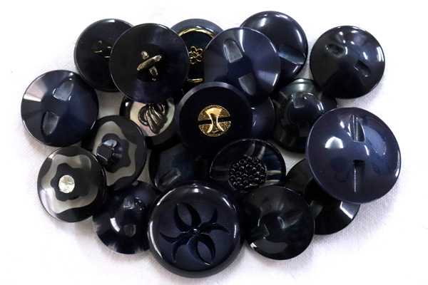 メーカー廃番品　ヴィンテージ　ジルコニア入　アンティークボタン　ネイビー系３　（23～30ｍｍ１０組　２０個）