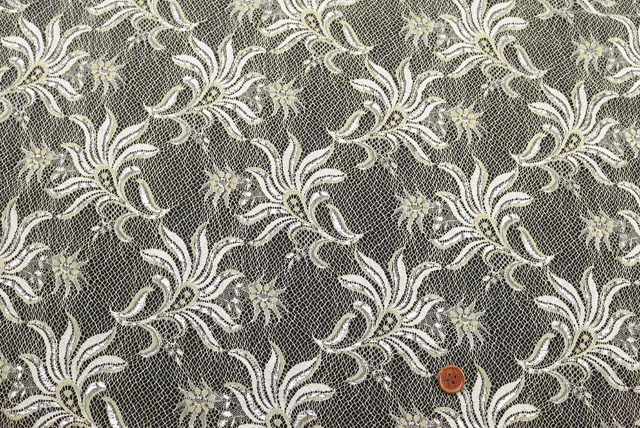 ラメ・ラッセルレース生地　黄ベージュ　【50cm単位】　(la738)