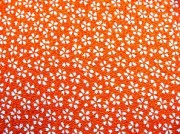 シンプルで可愛い小桜の和風生地 レーヨンちりめん生地 オレンジ色　約７０ｃｍ×約５０ｃｍカット　(0643-61)