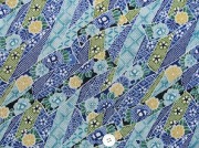 京都友禅柄 金彩ちりめん生地 花柄 和風生地 和生地 青色　約７０ｃｍ×約５０ｃｍカット　(0647-19)