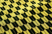 よさこいや舞台衣装に最適な　光沢感のある素材　ラメ入りジャガード　矢絣　金×黒