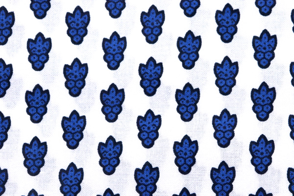 SOULEIADO ソレイアード　ラ・プティ・ムーシュ　白地に紺の花