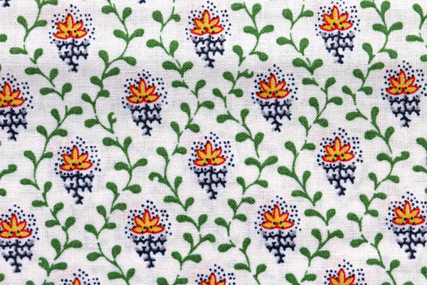 SOULEIADO ソレイアード　プティ・フルール・デ・シャン 　オフ地（少し緑がかっています）