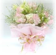 シュトックホルン3,000円-花束　ネット特価！