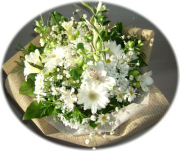 ホワイトハウス3,000円-花束　ネット特価！