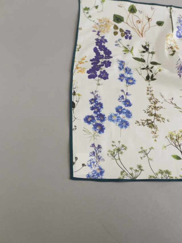 ASEEDONCLOUD アシードンクラウド｜Handkerchiefh