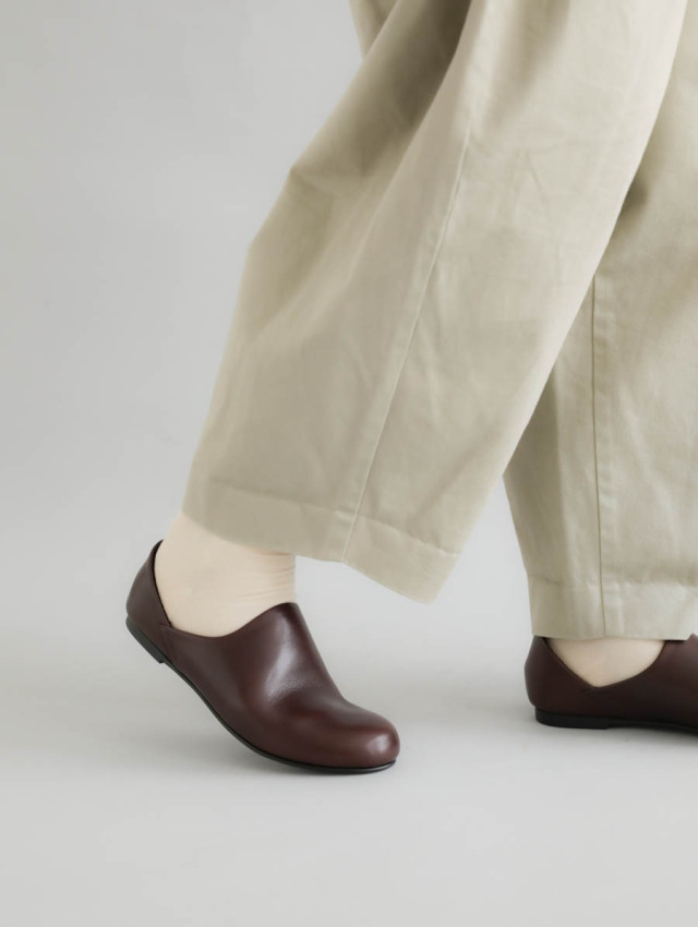 AUTTAA ルームシューズ AUTTAA アウッタ｜ルームシューズ ブラック
