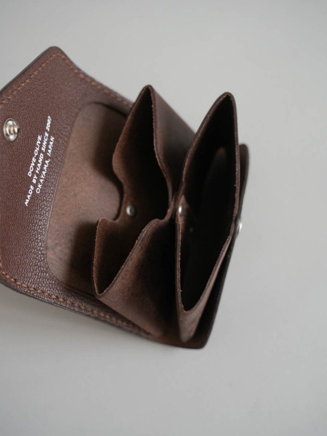 Dove&Olive ダブ&オリーブ｜カードケース 7C真鍮ボタン Brown