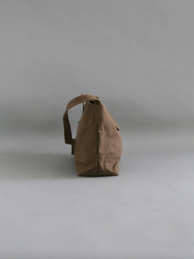 Dove&Olive ダブ&オリーブ｜キキバッグ Khaki