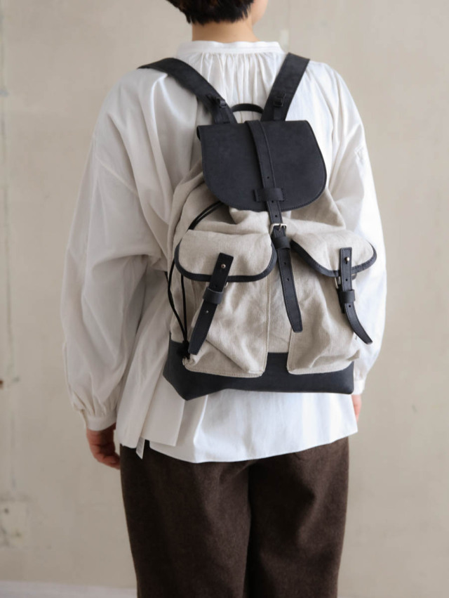 Dove&Olive ダブ&オリーブ / リュックサック M Black × Linen
