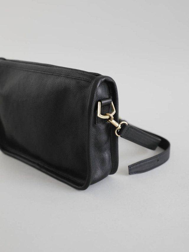 forme フォルメ｜Banks S（black）